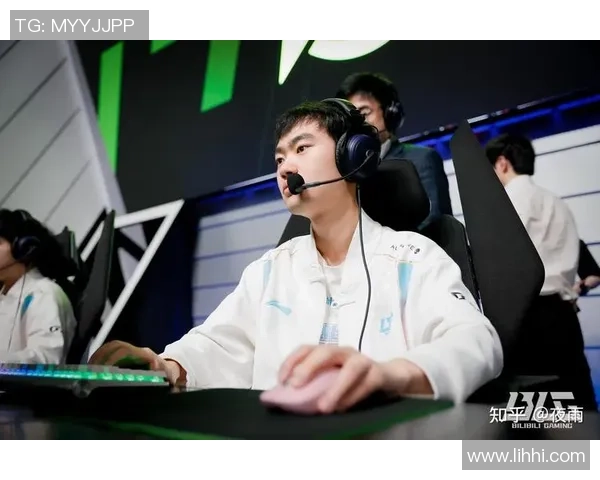 和平精英战术解析：深入探讨BLG战队的进攻策略与团队配合